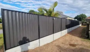 retaining wall fence