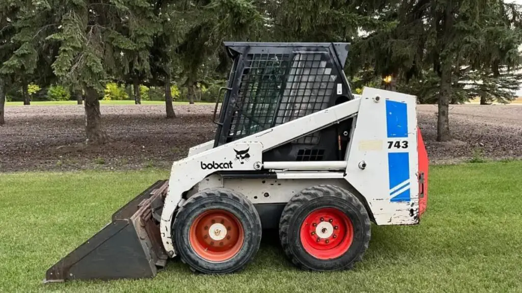 4 Most Reported 743 Bobcat Problems and Expert Fixes